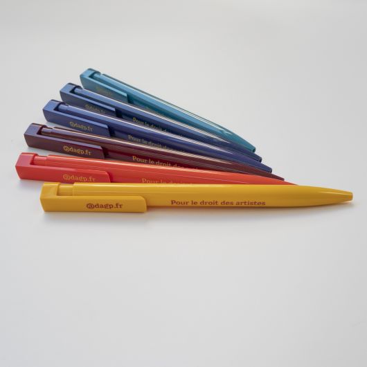 Les objets ont la parole - série de stylos multicolors- made in europe © polygonia